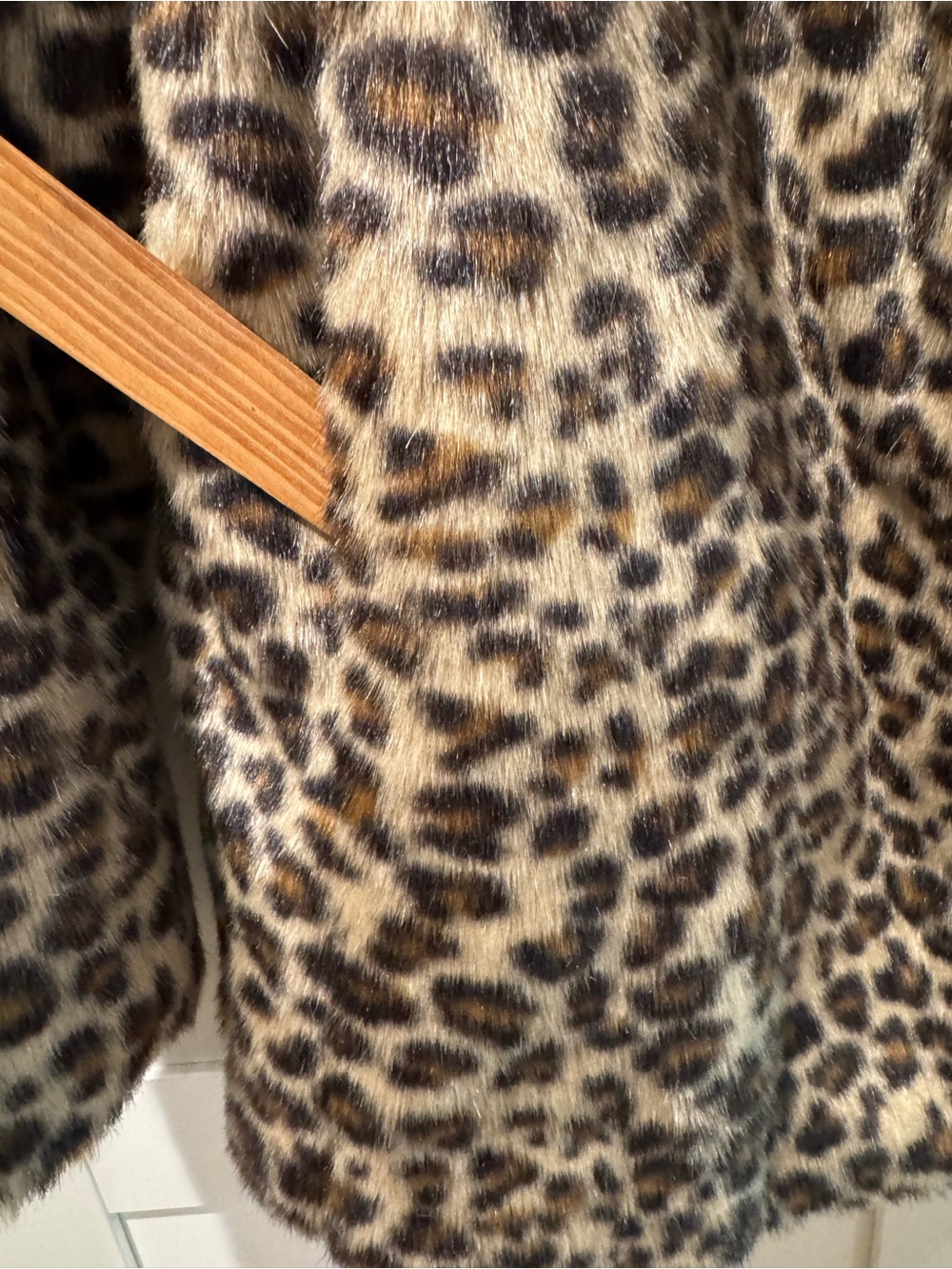 Boden women’s leopard print coat. - Picture 4 of 6